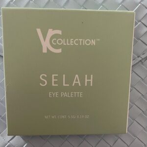 YC eyeshadow palette